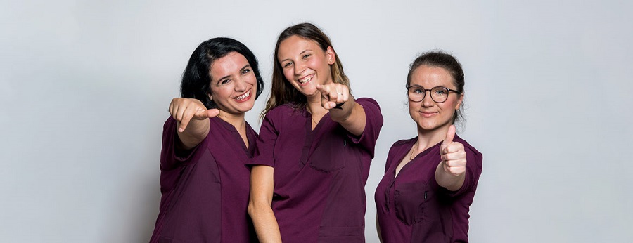 Krankenschwestern reicht die Hand