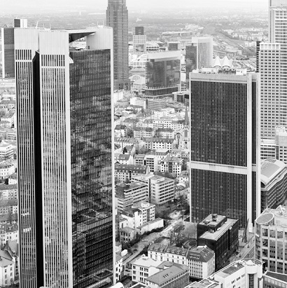 Schwarz-Weiß-Gebäudefoto