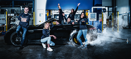 Mitarbeiter der Firma Kauth Finnentrop GmbH & Co. KG