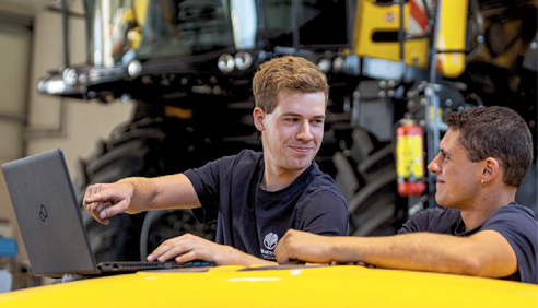 Mitarbeiter der Firma Agratechnik Vertrieb Sachsen GmbH