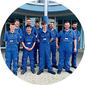 Team der Auszubildende der Firma Neumeister Hydraulik