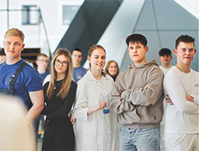 Team der Firma MEGGLE GMBH & CO.KG