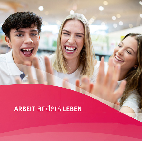 Mitarbeiter der Firma dm-drogerie markt GmbH & Co. KG