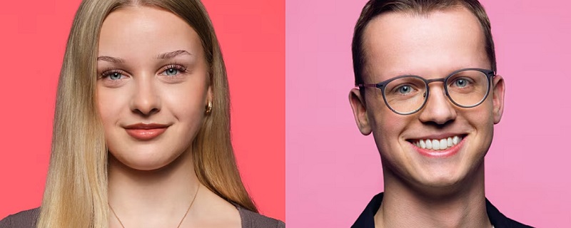 Ein lächelnder Mann und eine lächelnde Frau