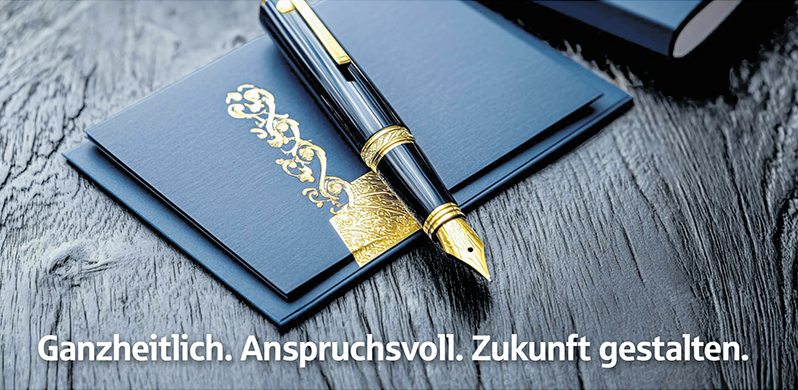 Ganzheitlich. Anspruchsvoll. Zukunft gestalten. Stift und Notizbuch