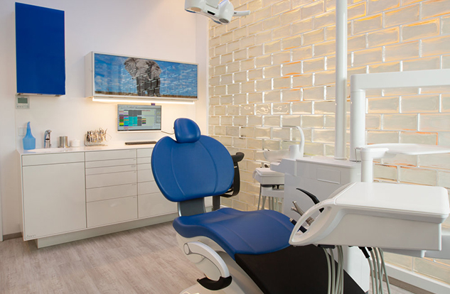 Blaues Patientenzimmer