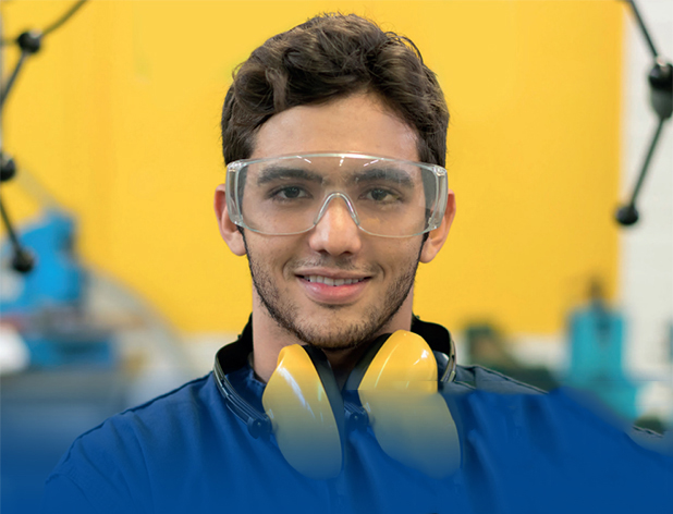 Mitarbeiter der Firma Emil Müller GmbH Metallwerk