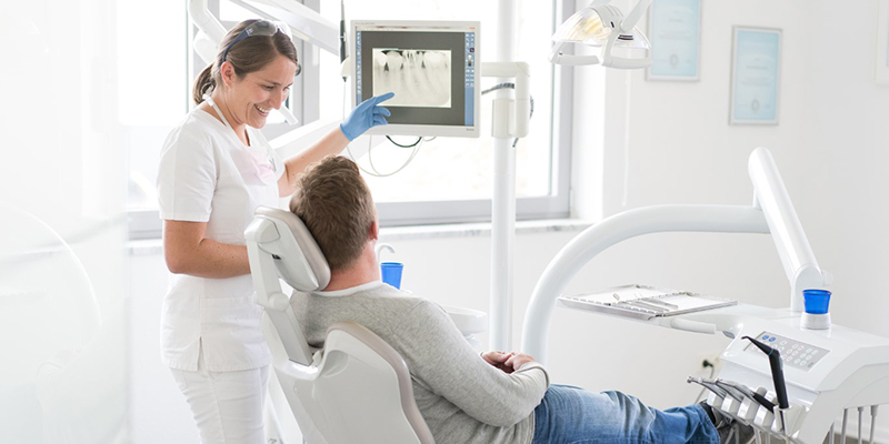 Patienten der Gemeinschaftspraxis Dr. Schmitt 2