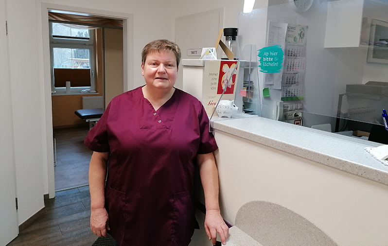 eine Physiotherapeutin