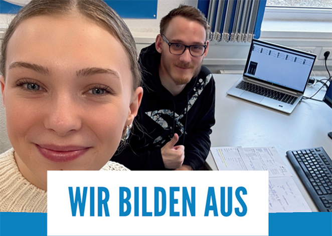 Bürofachangestellte am Arbeitsplatz - Wir bilden aus