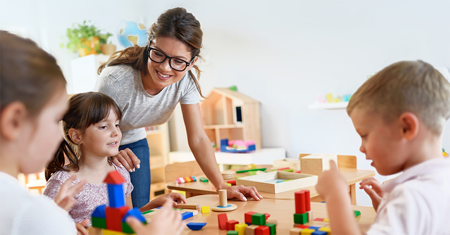 Kinder und Heilpädagogin