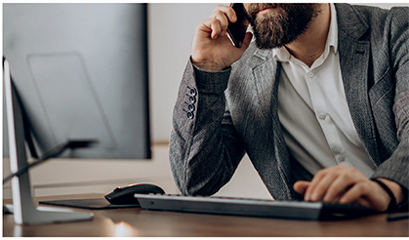 Mitarbeiter der Firma East Industries Agrar GmbH