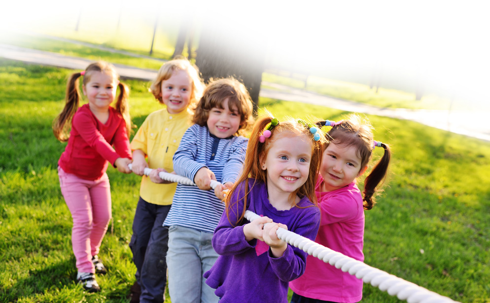 Fünf Kinder