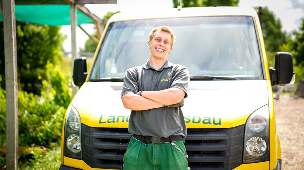 Manager der Firma John GmbH