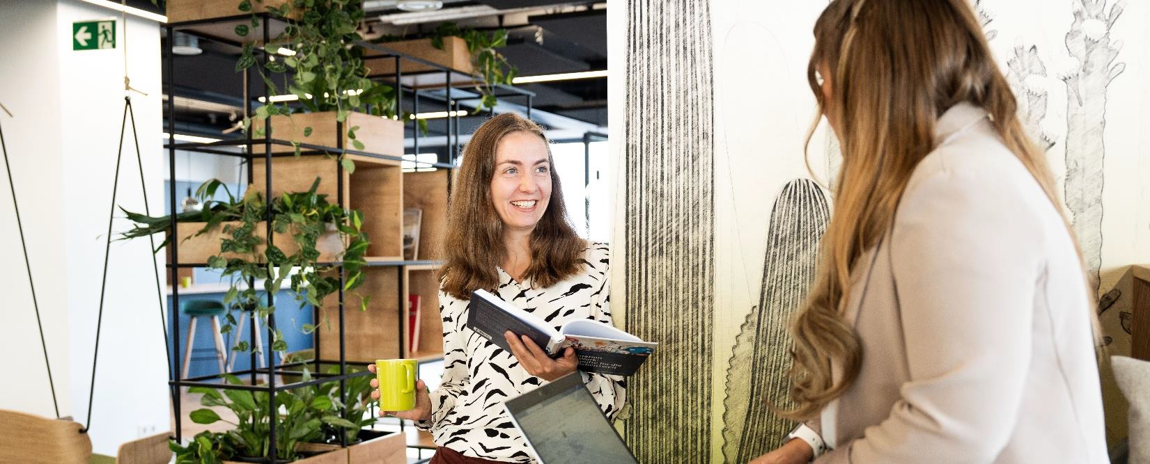 Frauen im Büro