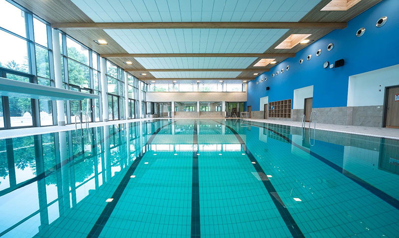 Schwimmbad