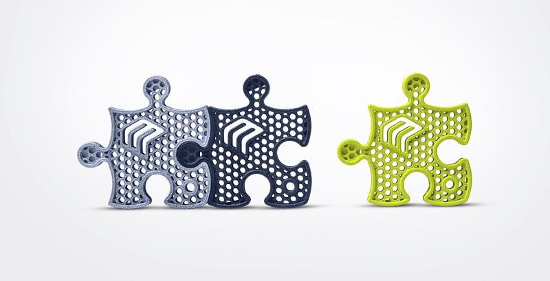 graues und grünes Puzzle