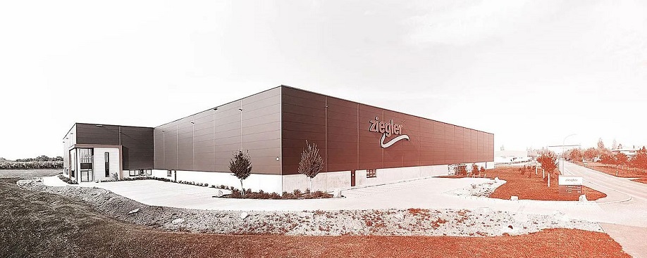 Modernes Industriegebäude von Ziegler