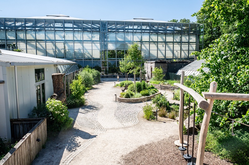 botanika - Gebäude von außen