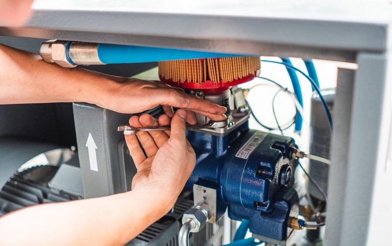 Elektromaschinenbauer 