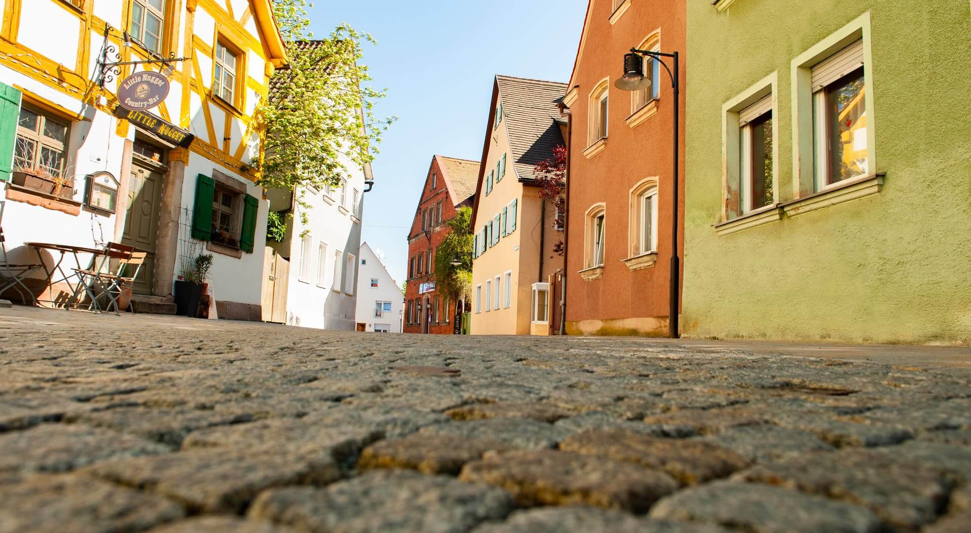 Blick in einer Gasse der Altstadt in Roth