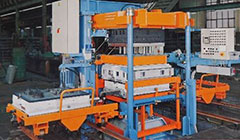 Industrielle Fertigungsmaschine bunt.