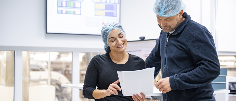 Mann und Frau als Kollegen