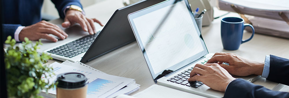 Weber Greissinger Sanitätshaus - Innenansicht mit moderner Ausstattung und medizinischen Produkten