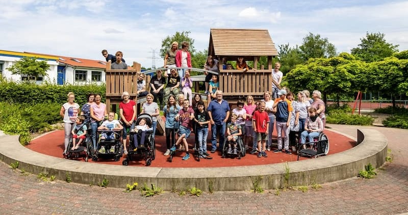 Gruppenfoto - DRK-Landesverband Schleswig-Holstein e. V. DRK Standort Raisdorf