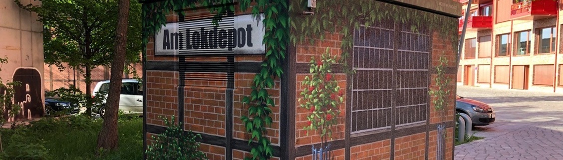 Trafostation mit Wandbild bemalt.