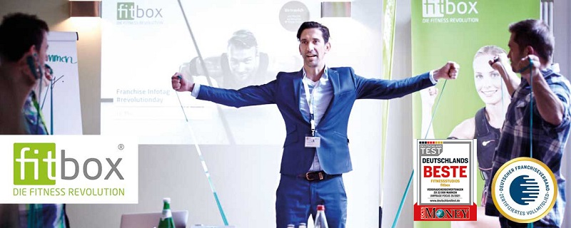 Mitarbeiter bei einer Vorführung