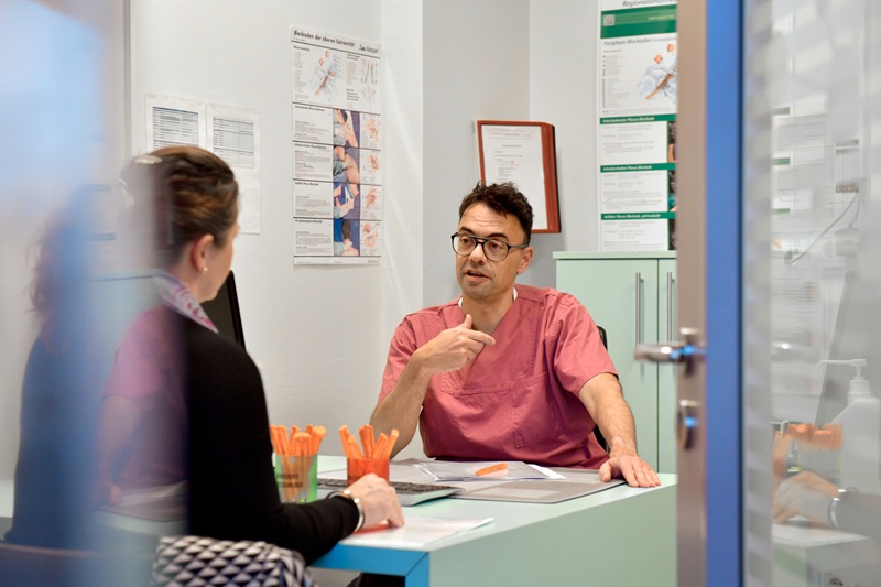 Arzt Patienten Gespräch