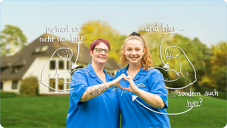Zwei Frauen in Uniform