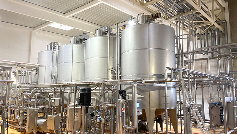 Industrie-Edelstahltanks