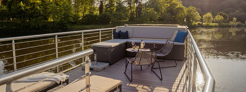 Blick auch ein Bootsdeck.