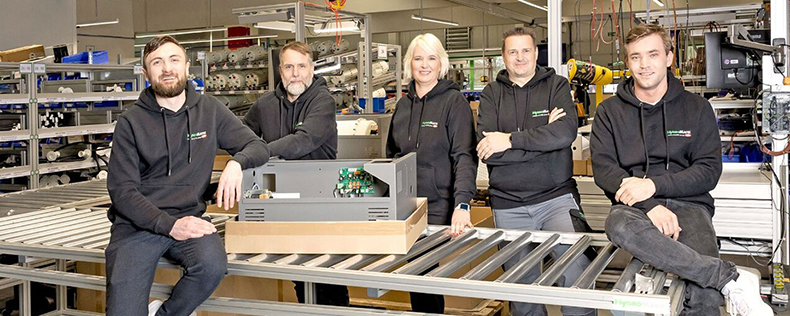 Produktionsteam in der Werkstatt