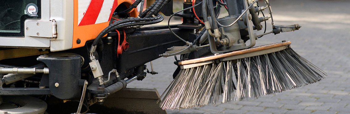 Straßenkehrfahrzeug