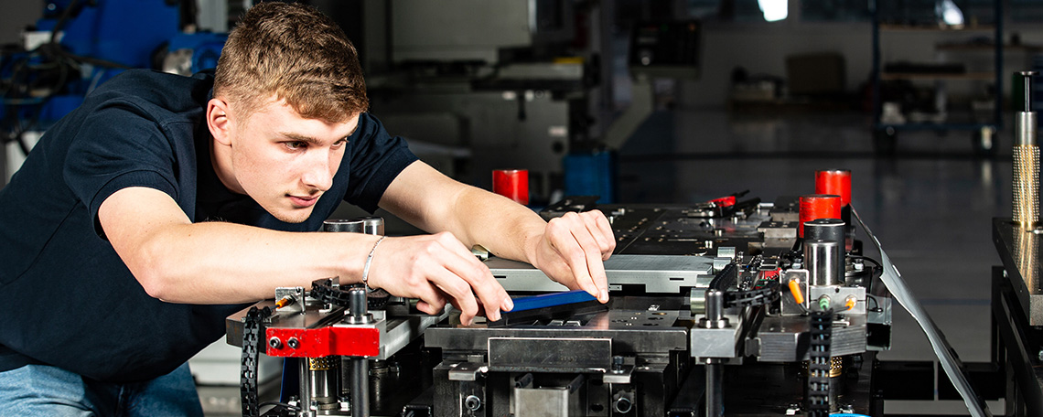 Drölle GmbH Stanz- und Umformtechnik