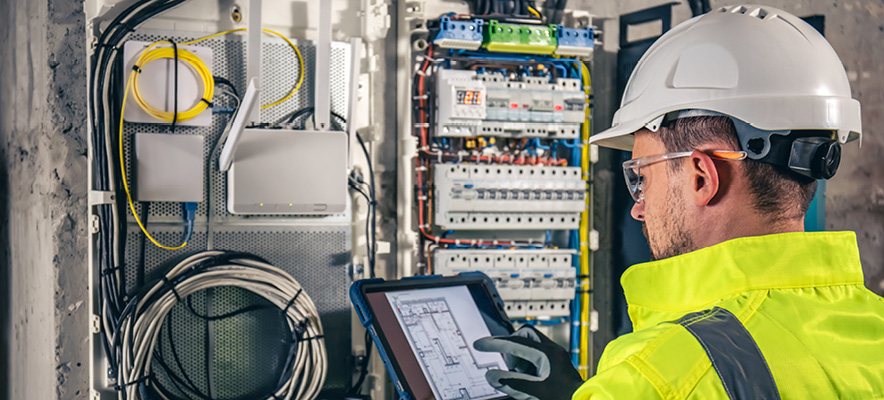 Template Elektroinstallateur (m/w/d) Einbau Brandschutztüren und Fenster - Montagebereitschaft von DEKRA Arbeit GmbH.