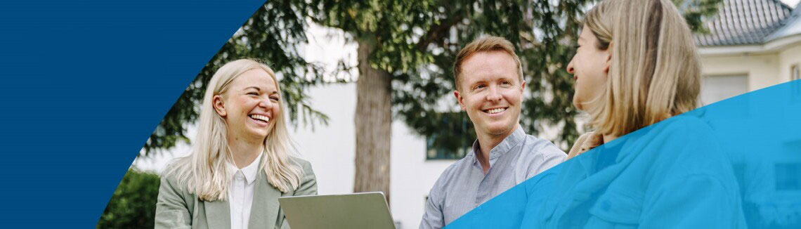 bild_3blonde_clear.jpg bild_3blonde_clear.jpg