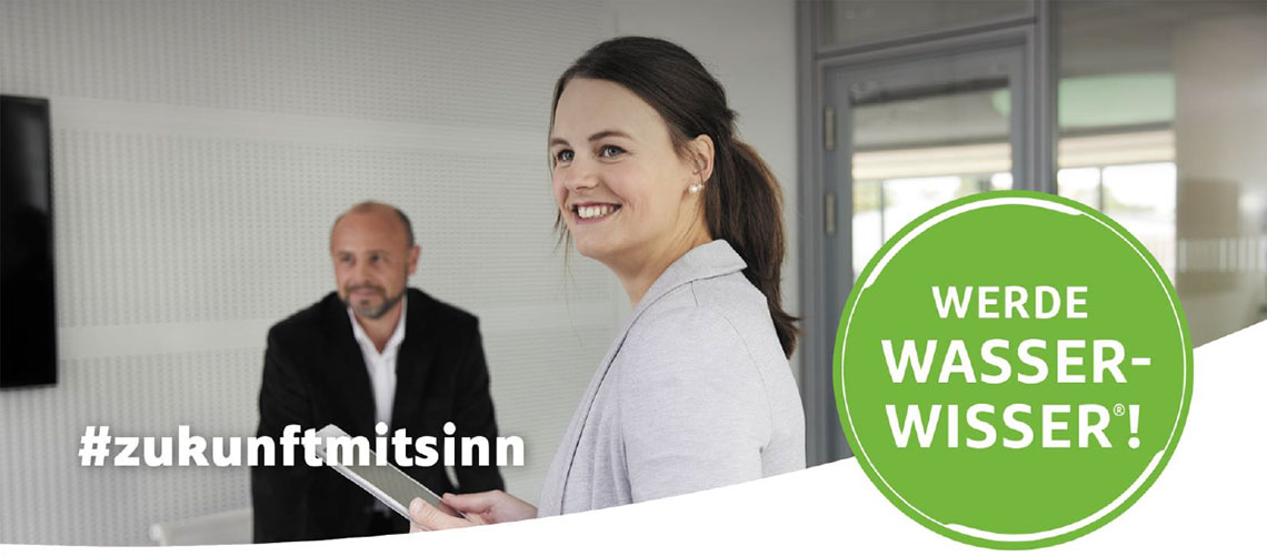 frau_tablet.jpg frau_tablet.jpg