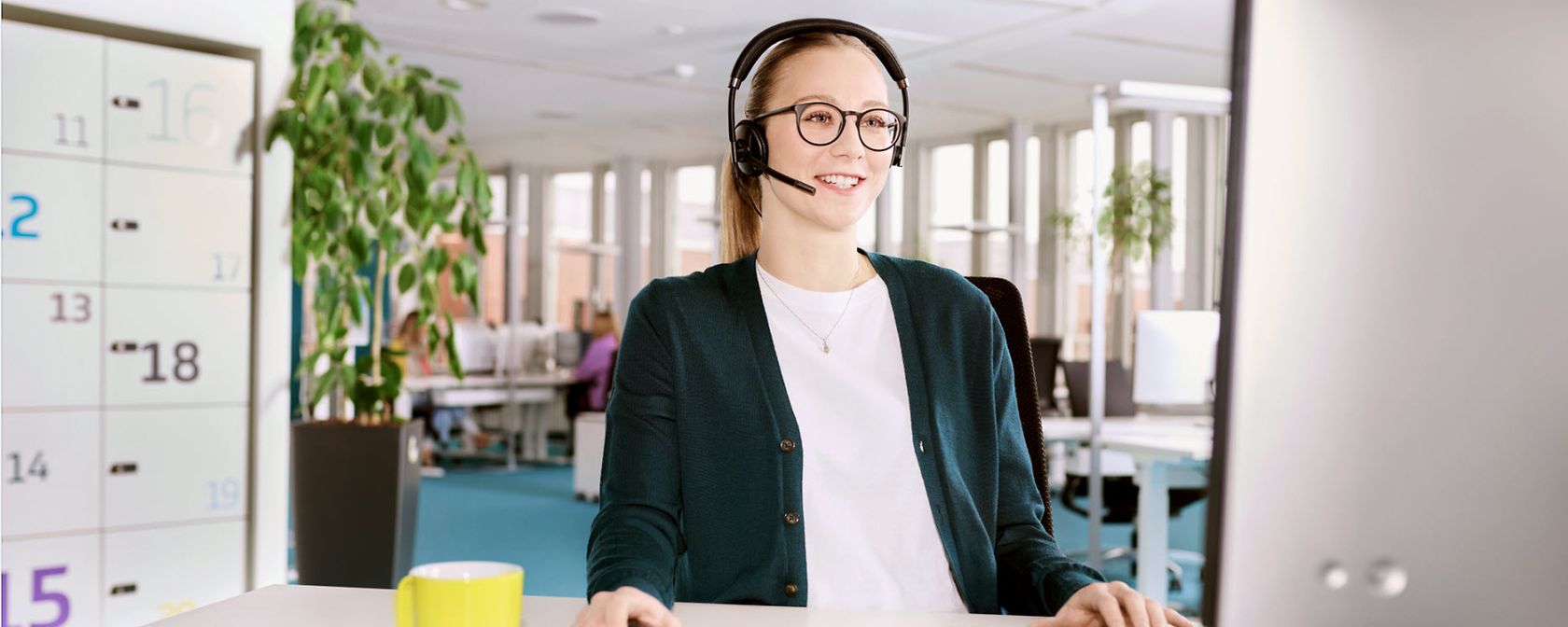 03_berufserfahrene_sachbearbeitung_frau.jpg