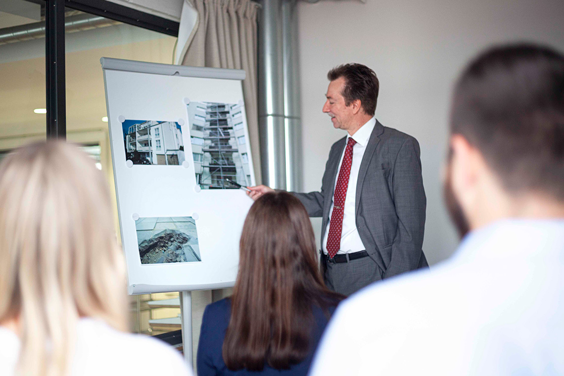 alpha Hausverwaltungen GmbH