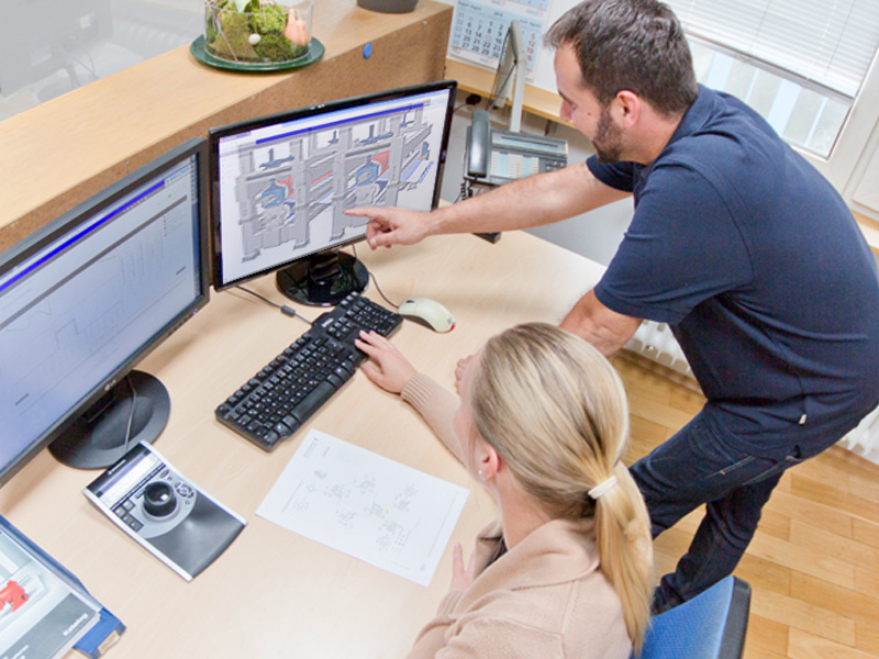 Mitarbeiter der Firma Bellmer Hafner Air Systems GmbH