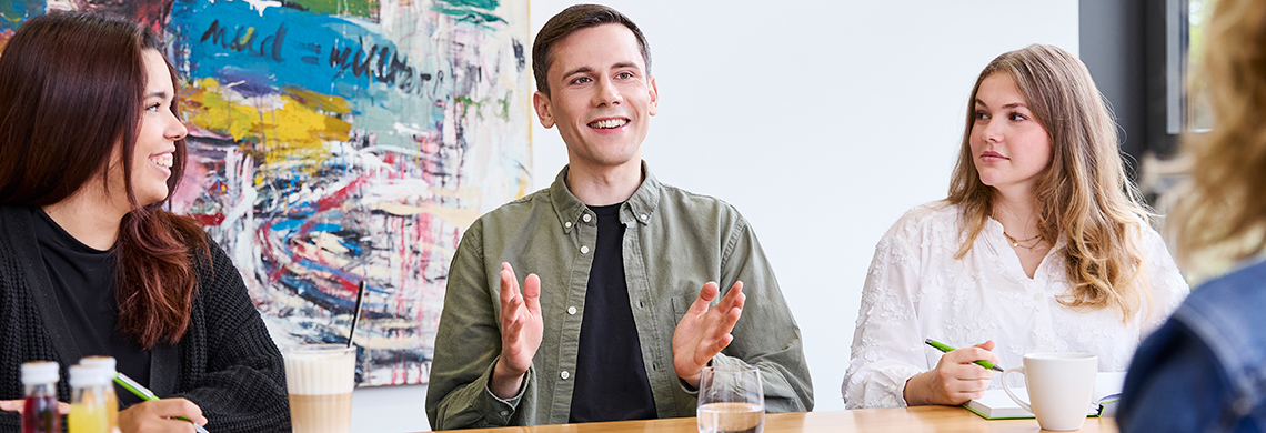 dhmp NEXT GmbH & Co. KG